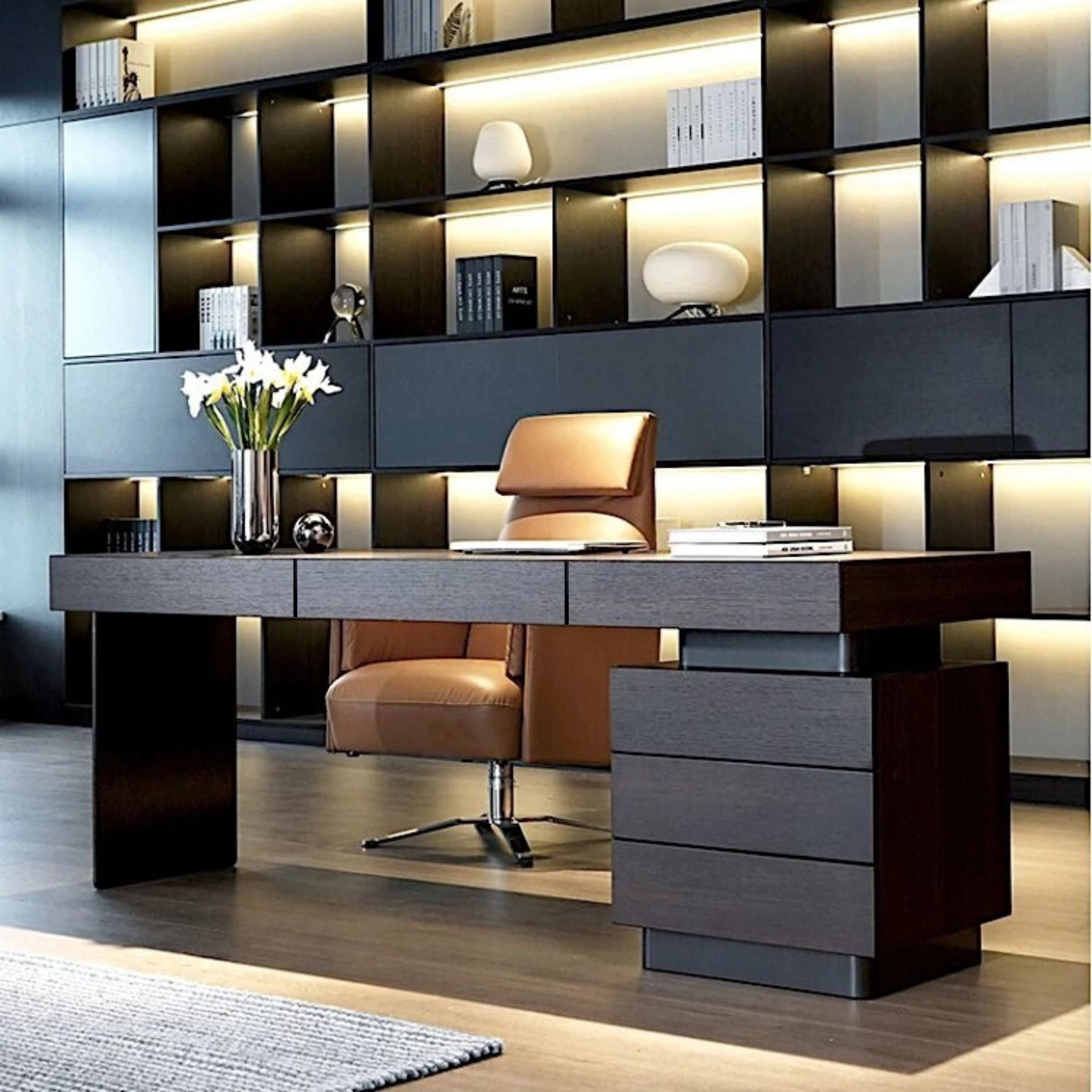 Hyatt Desk