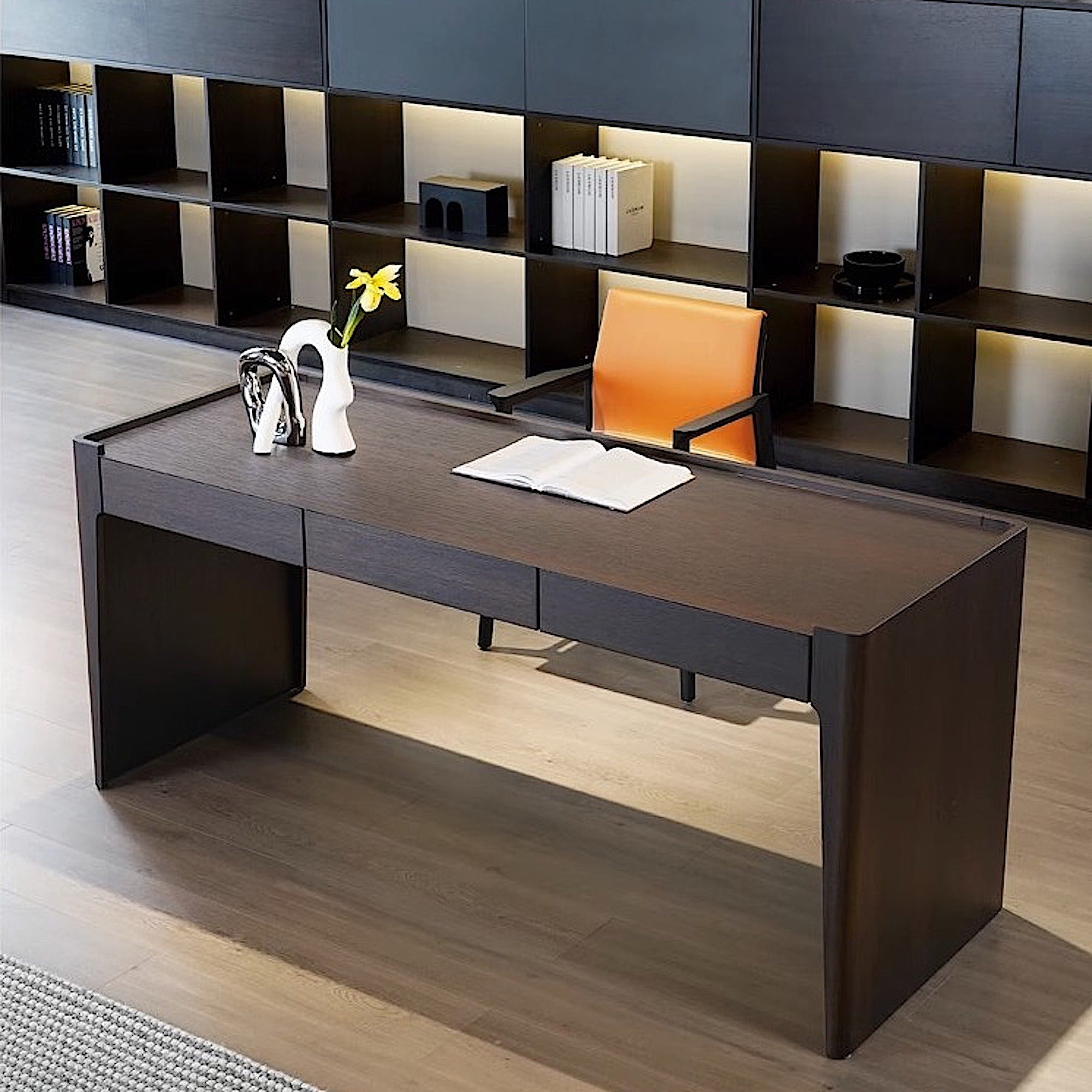 Theo Desk