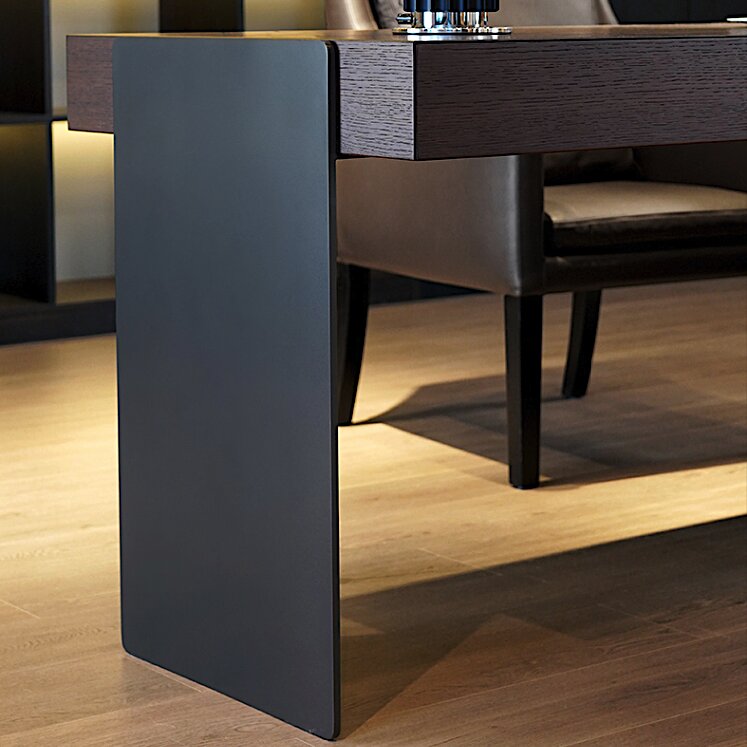 Hyatt Desk