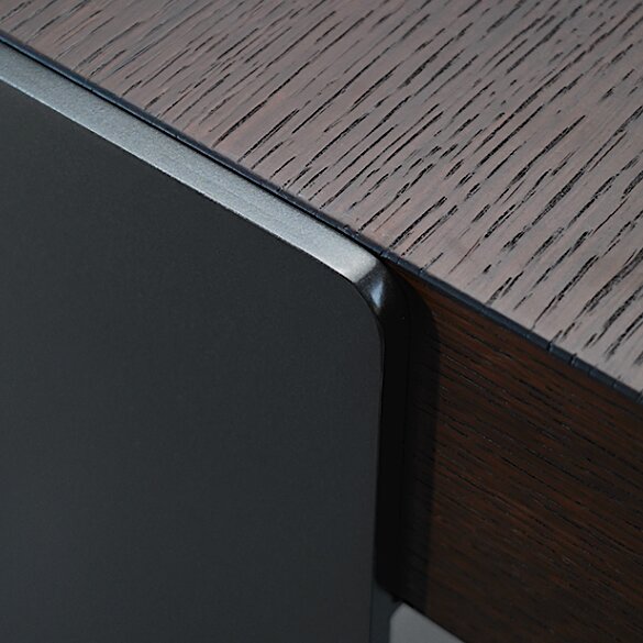 Hyatt Desk