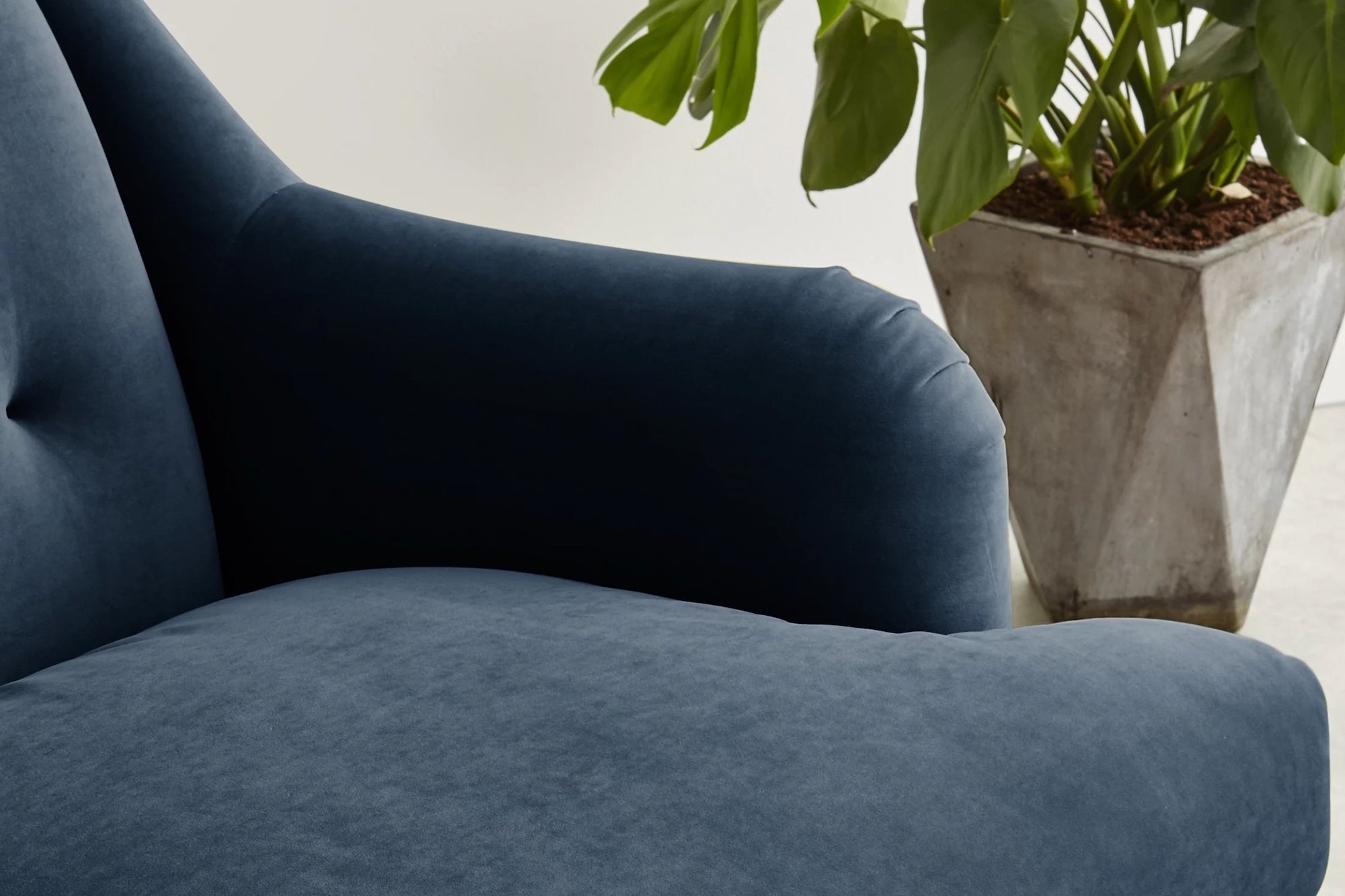 Classic Lounge Chair