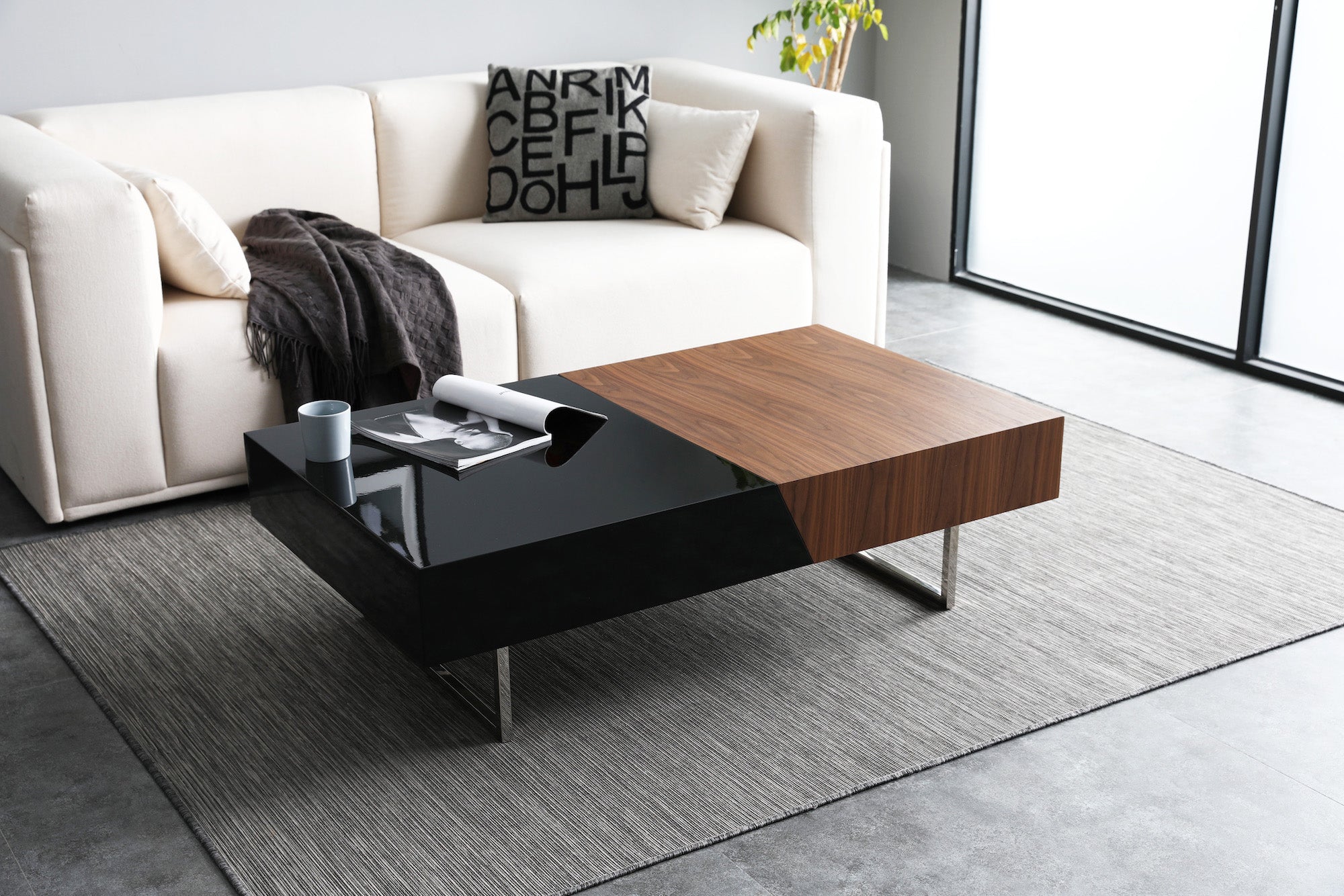 Gloss Black Coffee Table