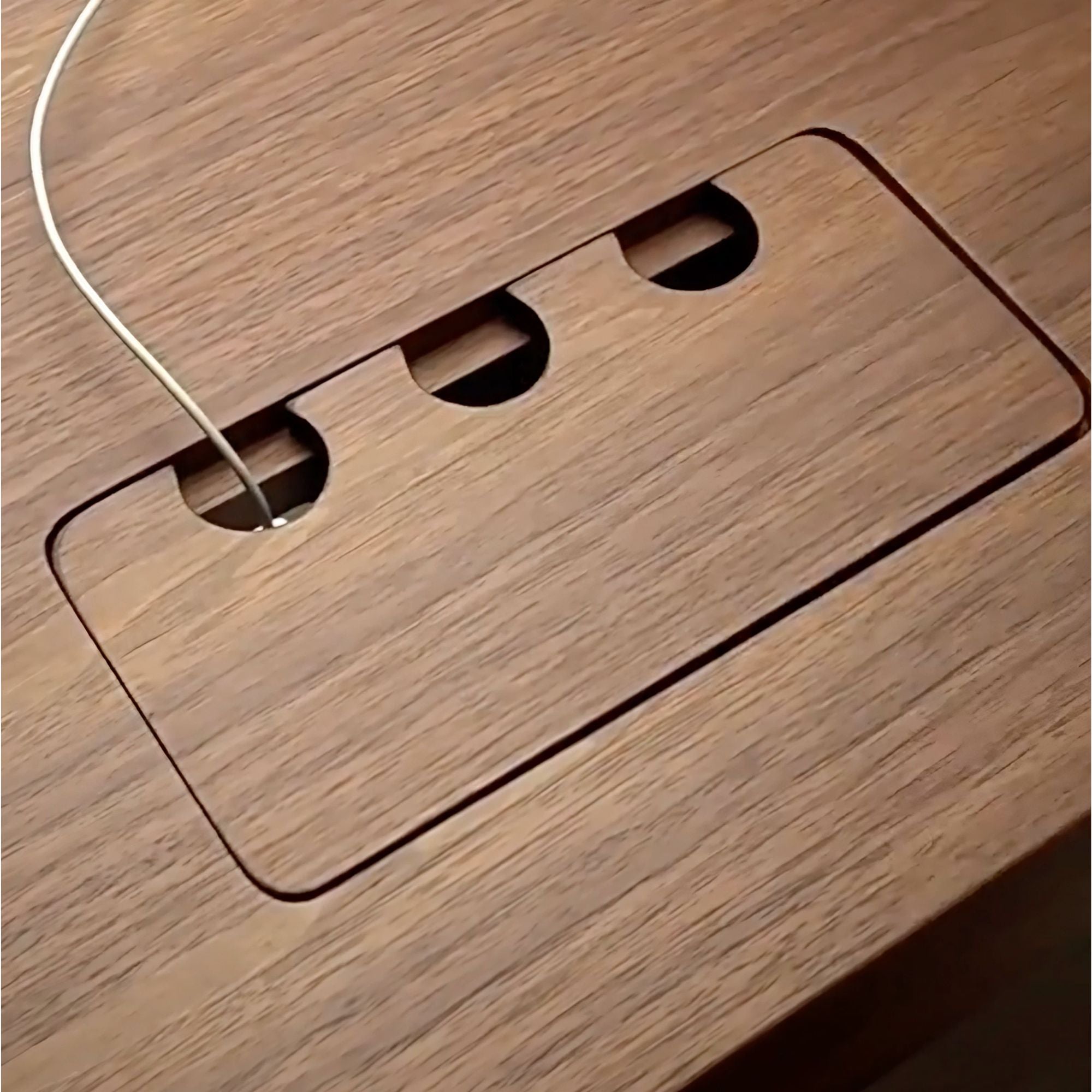 Lucas Desk