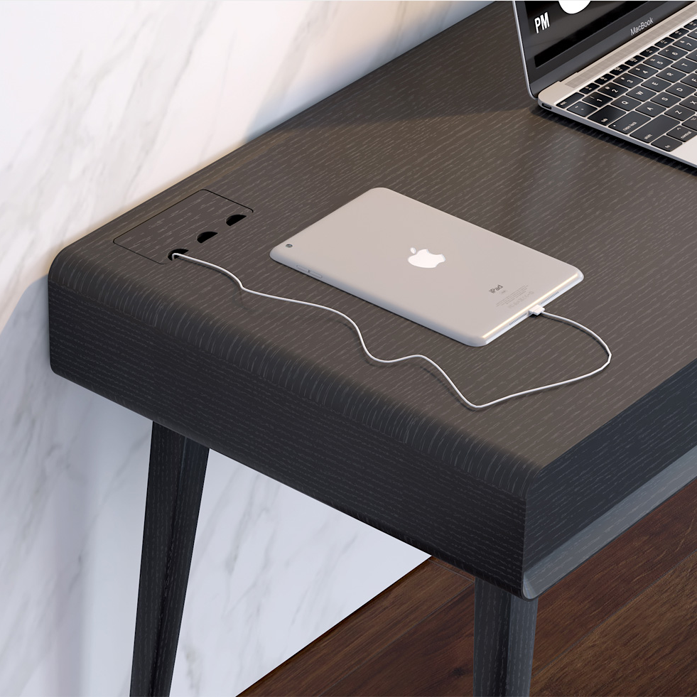 Black Desk